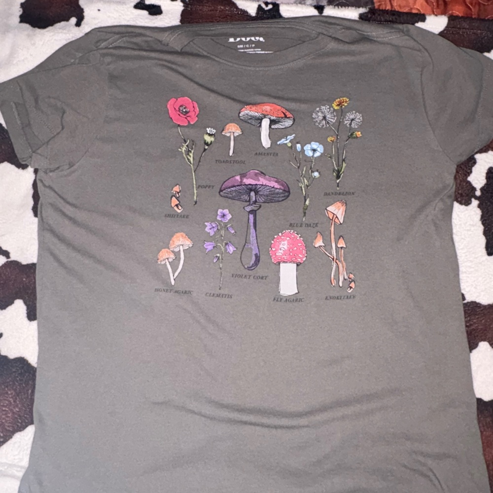 Doe. Mushroom/Herb Tee